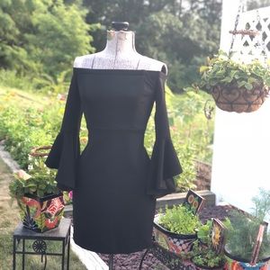 Black bodycon bell sleeve dress